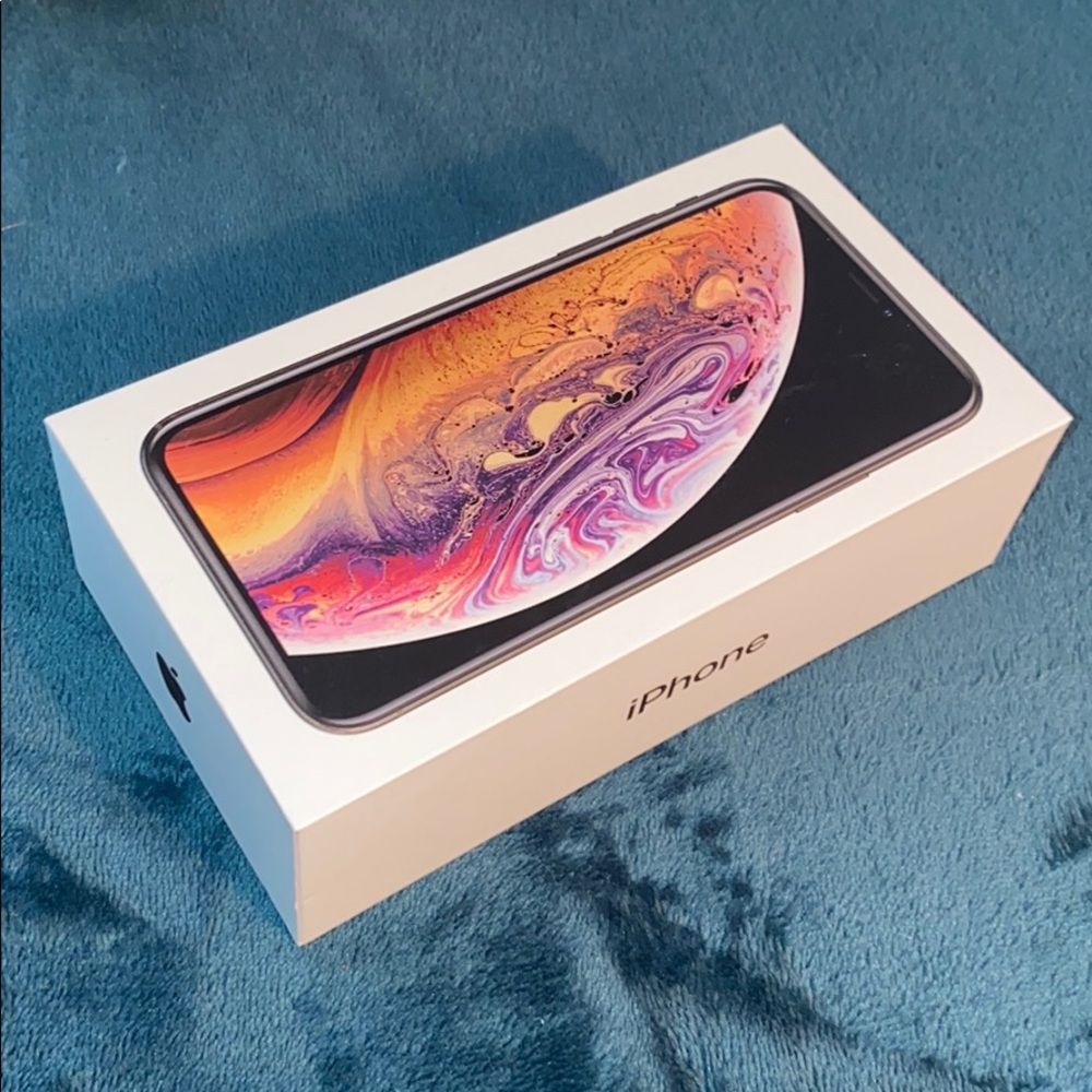 iPhone XS 64GB box only